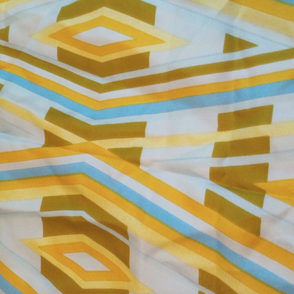 Ted Lapidus Geometric Pattern Scarf - Picture 4 of 7